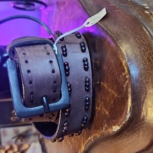 Genius Dilettante belt size small